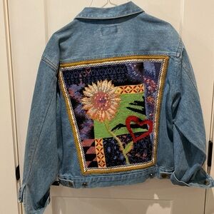 California‎ Style Denim Jacket w/Needlepoint Design on back.  Front Pockets.